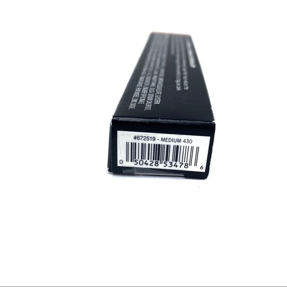 Salma Hayek Nuance Luminous Concealer: Medium #430 - Picture 4 of 6